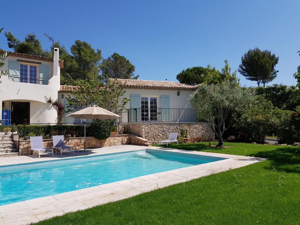Azurea Bed & Breakfast Valbonne Exterior photo