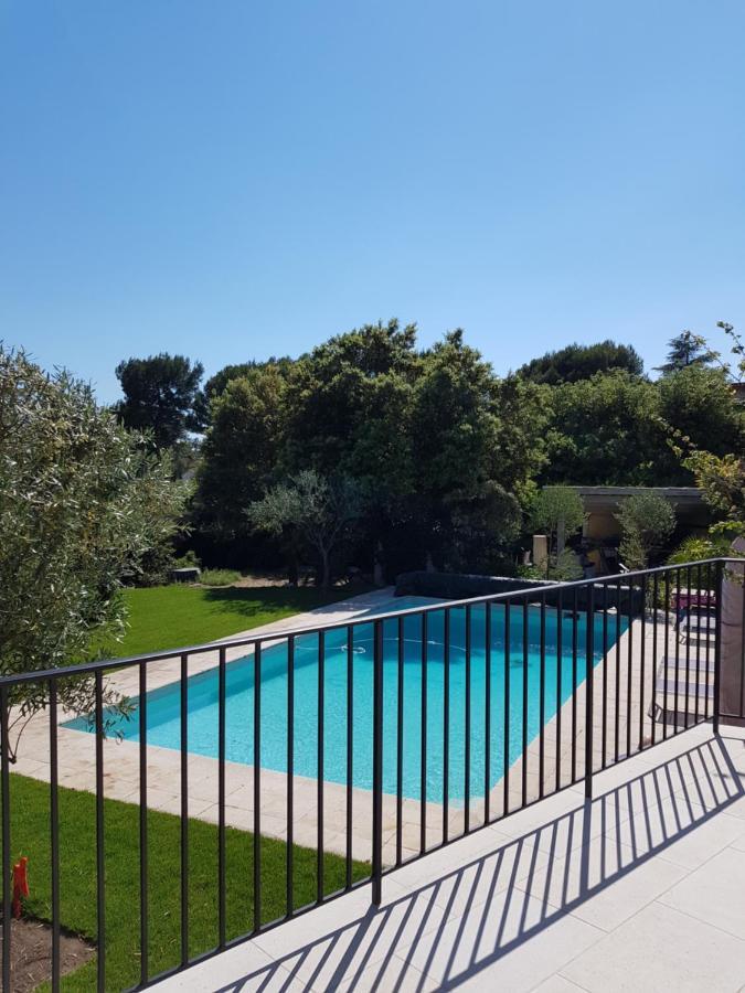 Azurea Bed & Breakfast Valbonne Exterior photo